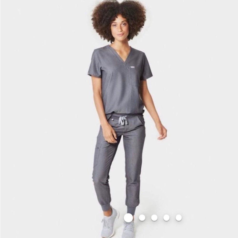 Figs Zamora jogger + top graphite